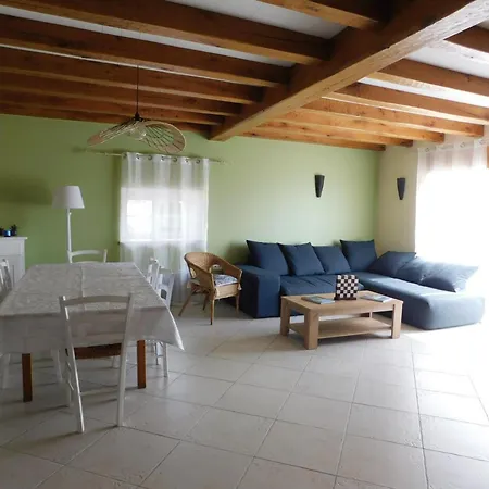 De Charme Avec Piscine, Jardin Prive Et Acces Handicape - Fr-1-653-12 Holiday home